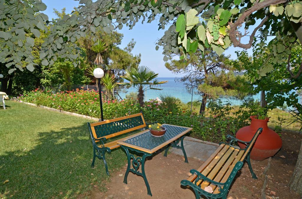 Pension Giannis Αdults Only Koinira Ngoại thất bức ảnh