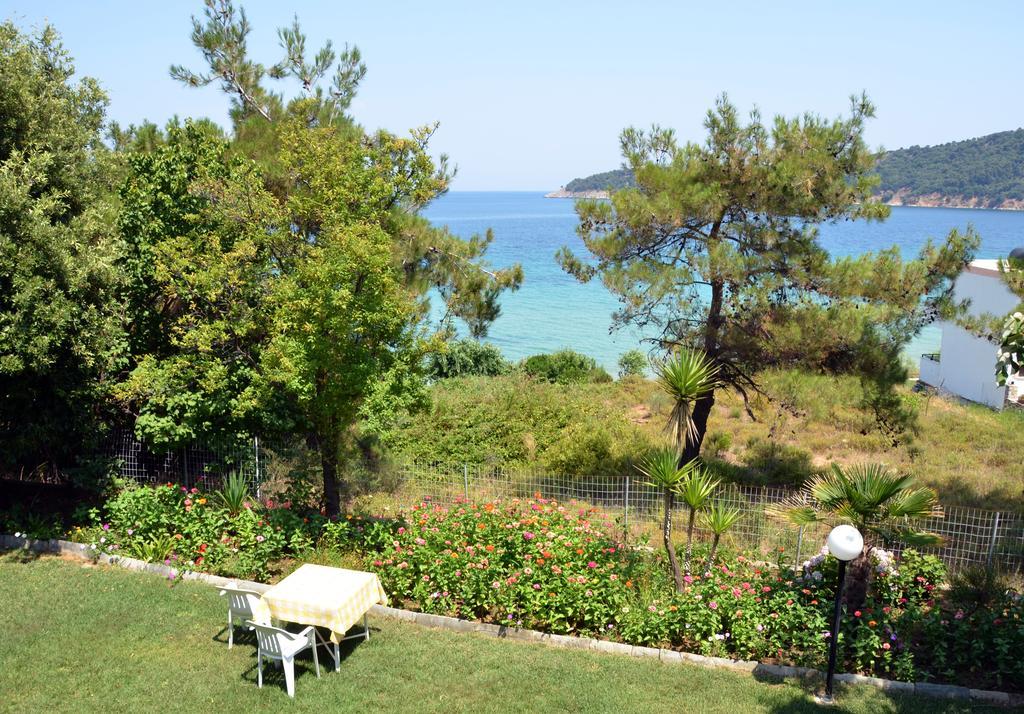 Pension Giannis Αdults Only Koinira Ngoại thất bức ảnh