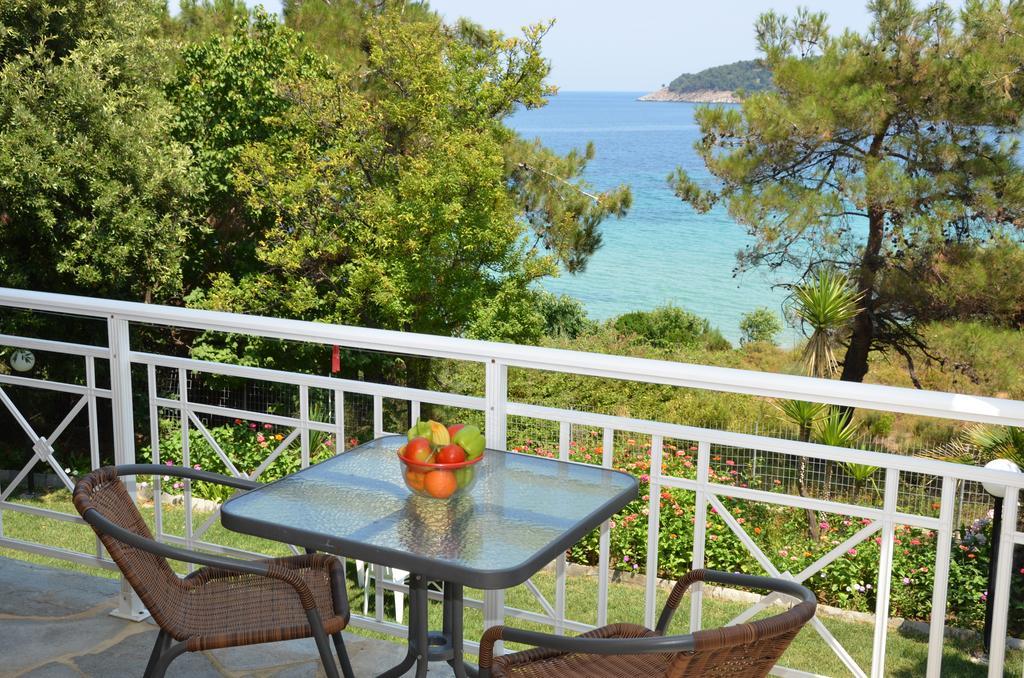 Pension Giannis Αdults Only Koinira Ngoại thất bức ảnh