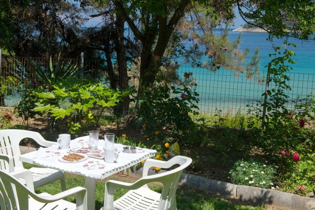 Pension Giannis Αdults Only Koinira Ngoại thất bức ảnh