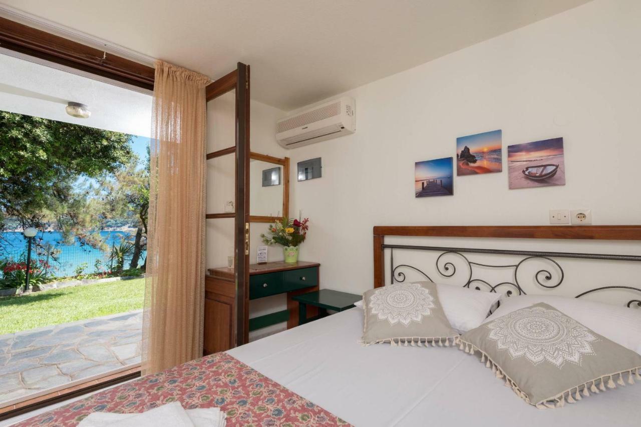 Pension Giannis Αdults Only Koinira Ngoại thất bức ảnh