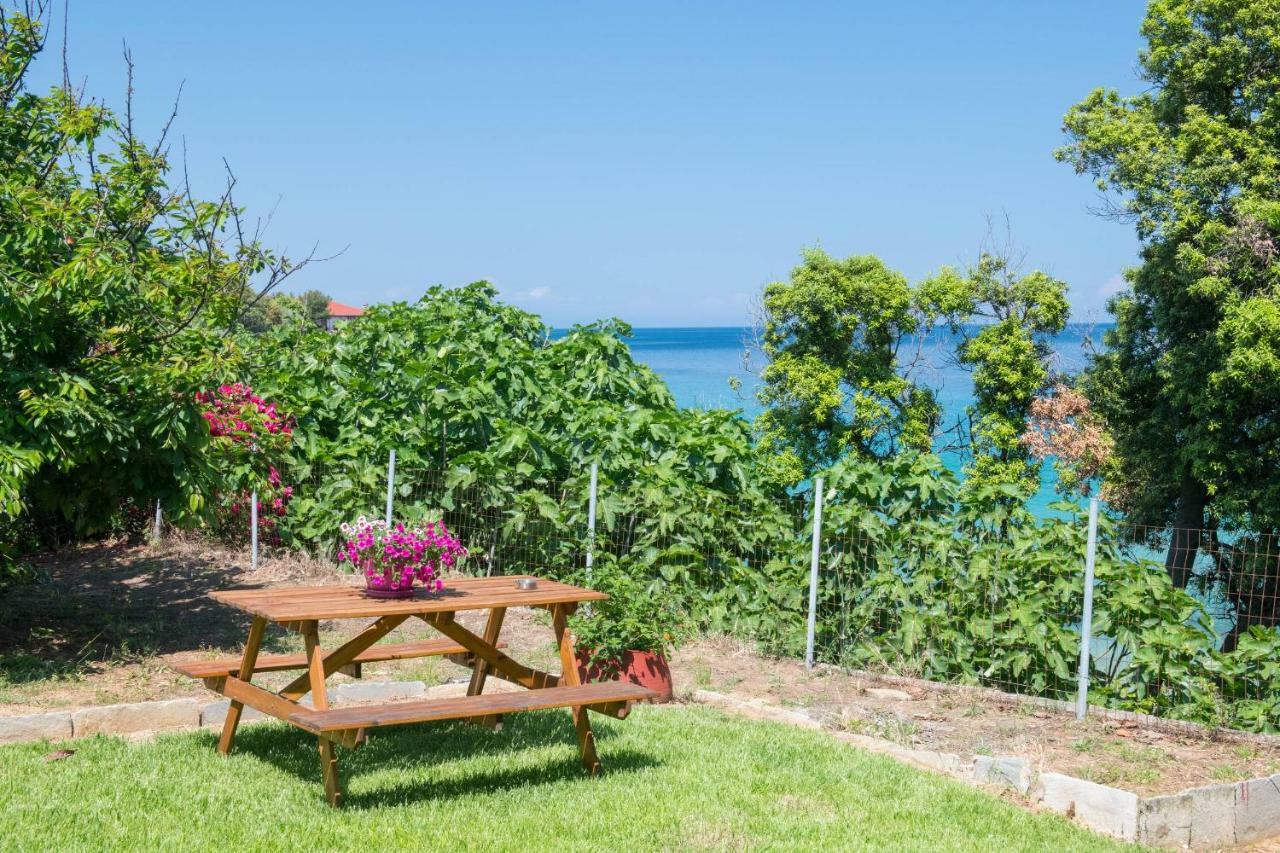 Pension Giannis Αdults Only Koinira Ngoại thất bức ảnh