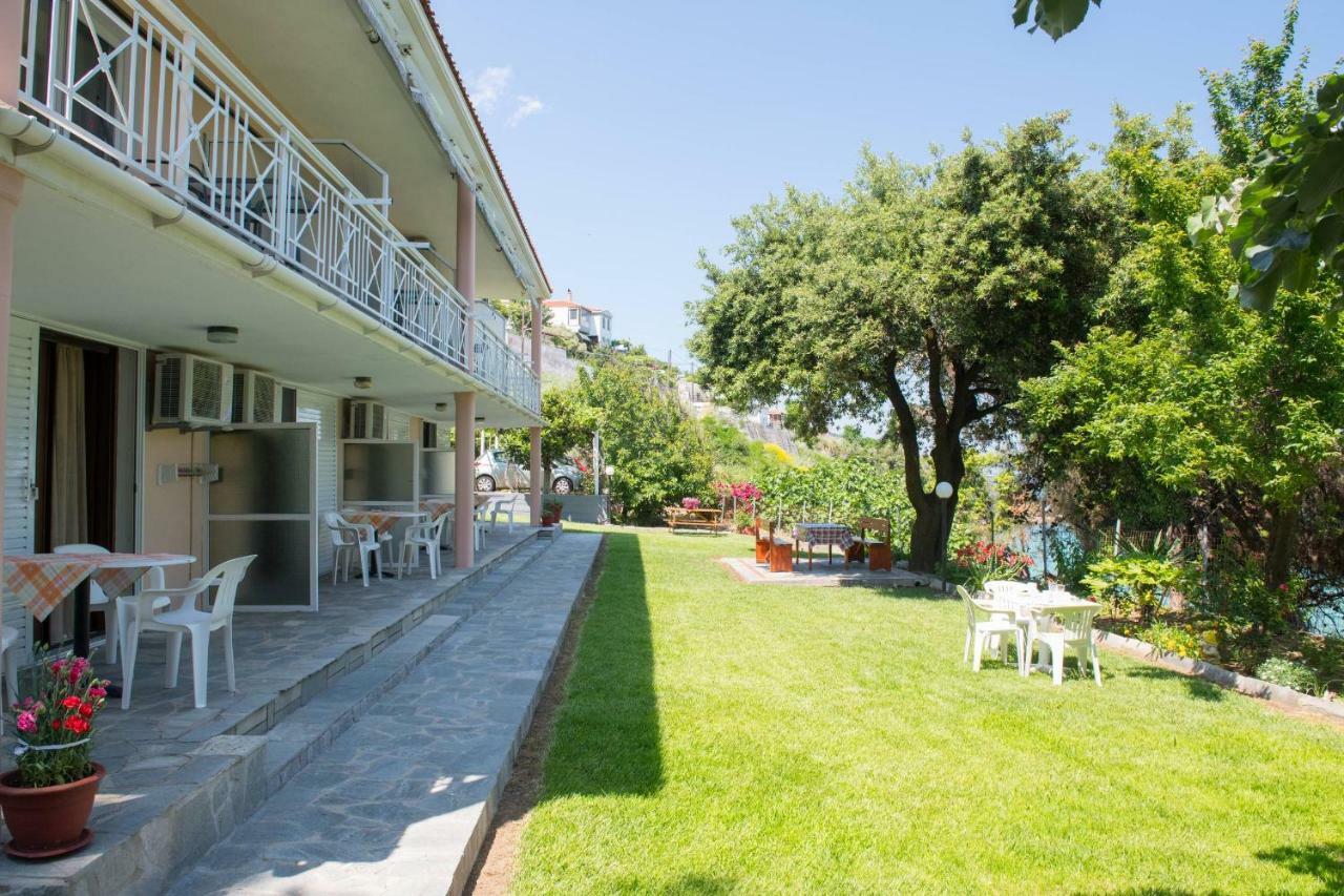 Pension Giannis Αdults Only Koinira Ngoại thất bức ảnh